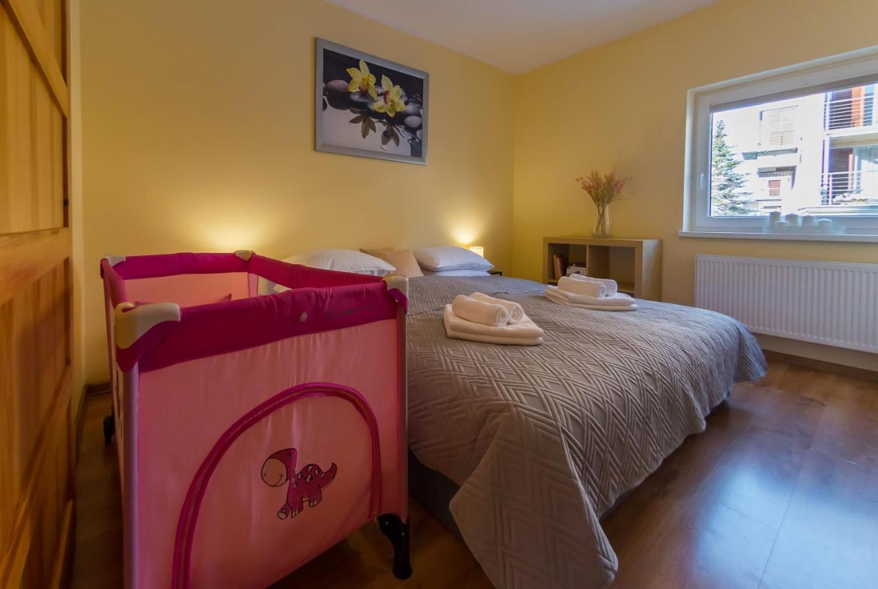 Komfortowy Apartament W Centrum Ustronia Exteriör bild