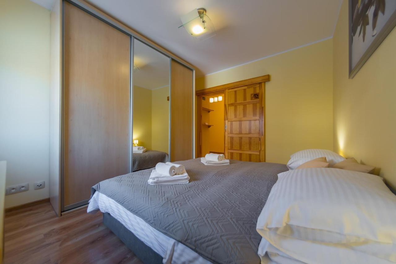 Komfortowy Apartament W Centrum Ustronia Exteriör bild